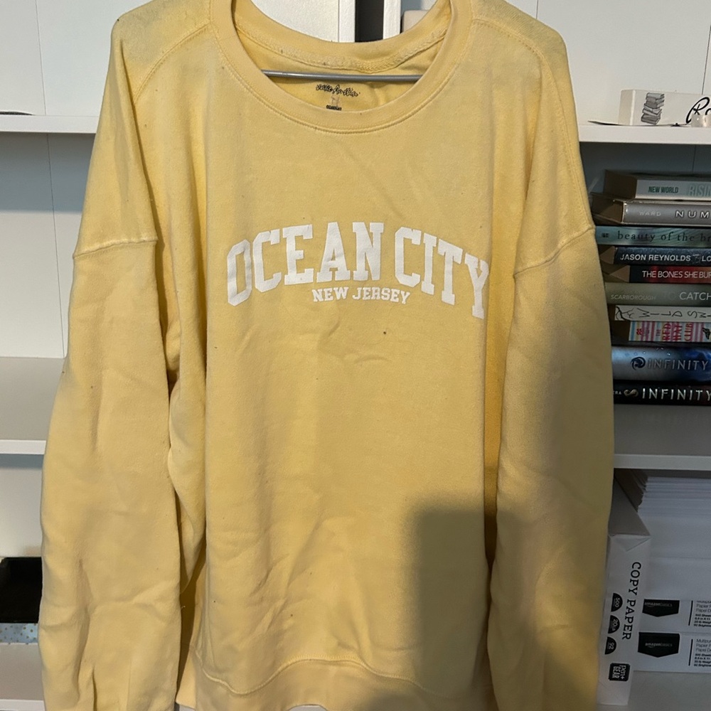 Sweatshirt